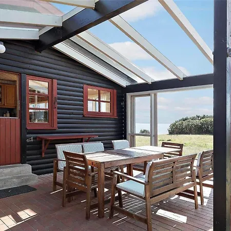 16602-farevejle-hyrehojvej-33 Дом отдыха *